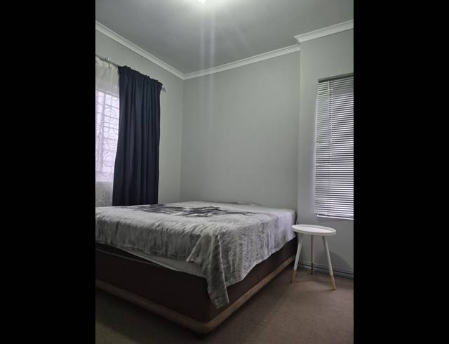 2 BEDROOM APARTMENT TO LET IN SALT ROCK